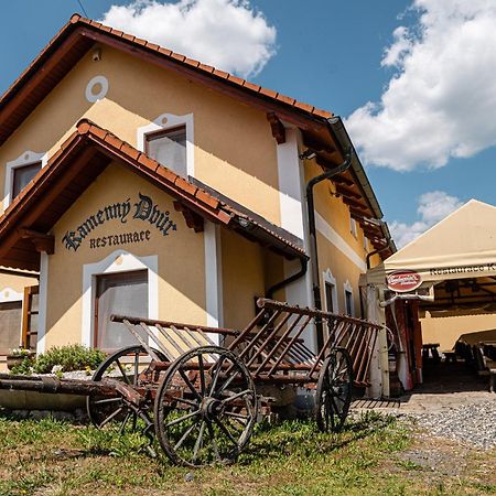Pension Kamenny Dvur Františkovy Lázně Exterior foto
